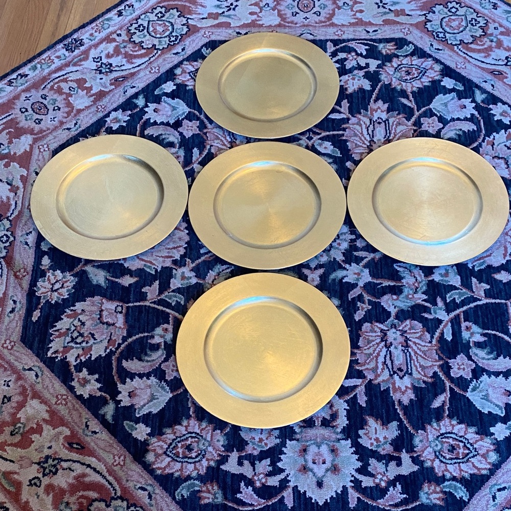 Set of 5 Gold Decorative Charger Plates for Table Settings - Picture 2 of 10